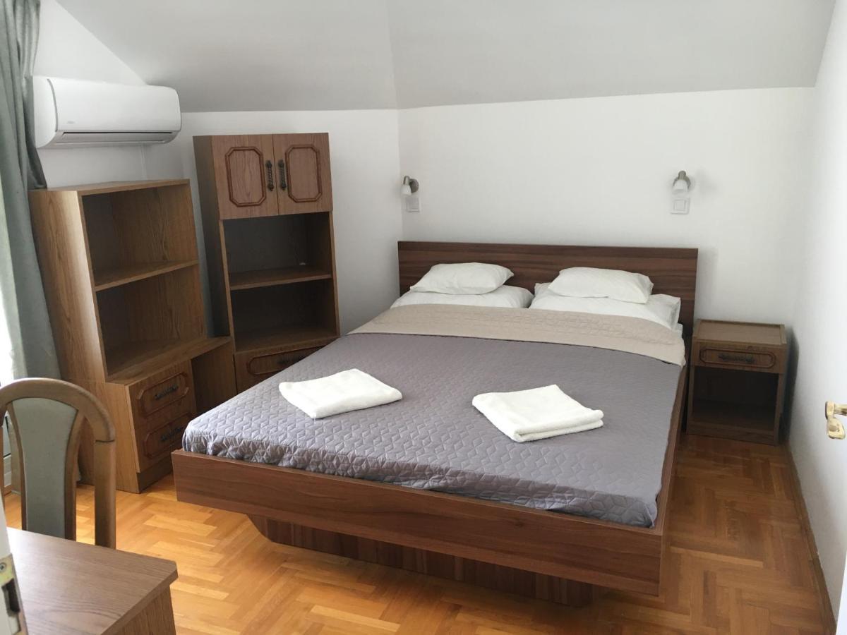 Center Apartmanhaz Hajduszoboszlo Exterior photo